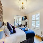 Jorvik Holiday home *